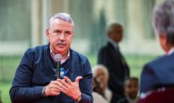 A world without peace, instructions for use: Thomas Friedman