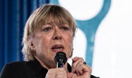 3 questions to Jody Williams